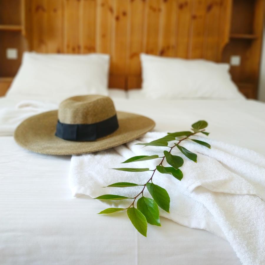 Amiad Joseph Well Country Inn Buitenkant foto